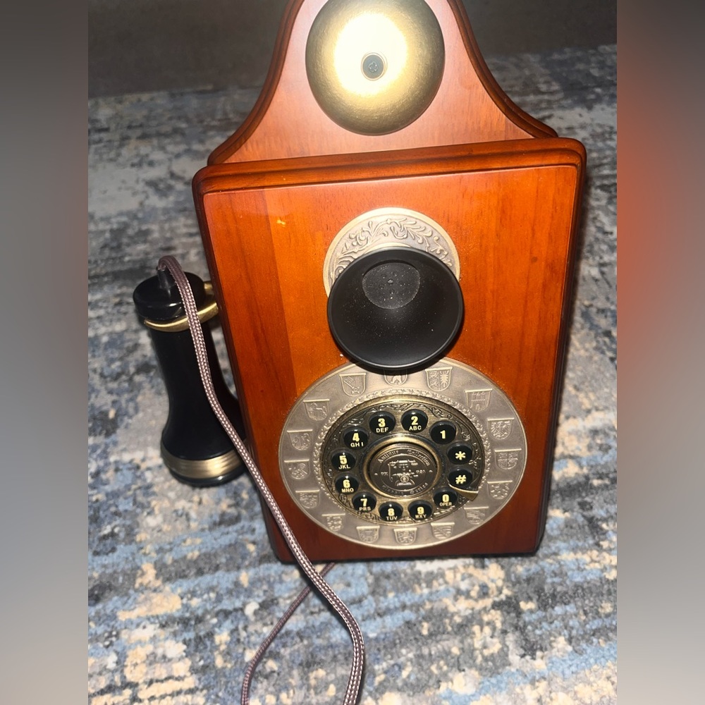 1930’s style Antique collection telephone